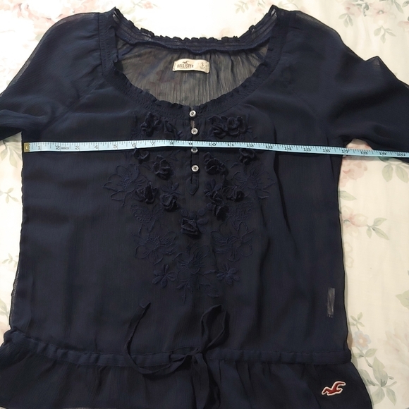 Hollister Sheer Navy Blouse Size Small - Picture 9 of 10